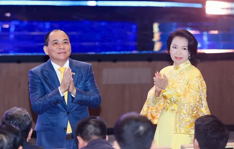 tieu su pham nhat vuong