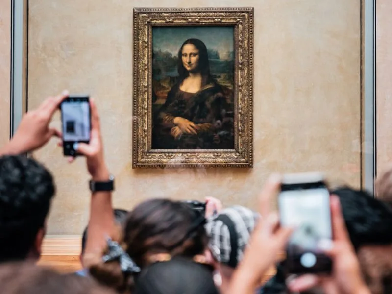 bao tang louvre co gi kham pha lich su kien truc va nhung kiet tac noi tieng